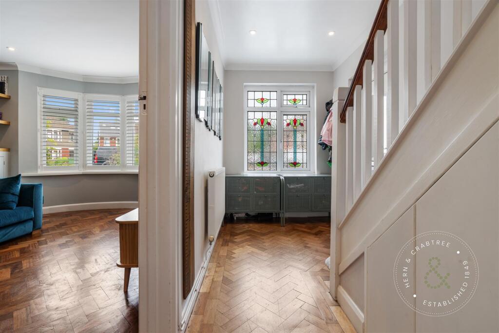 St Asaph Close, HernCrabtree (2).jpg