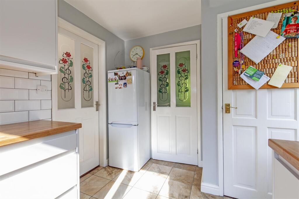 Kitchen-2.jpg