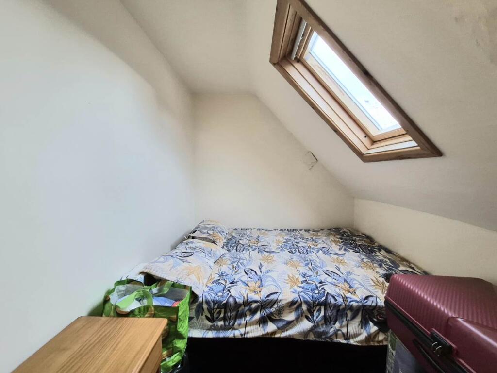 Bed 2