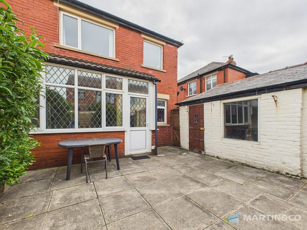 CAM02318G0-PR0475...