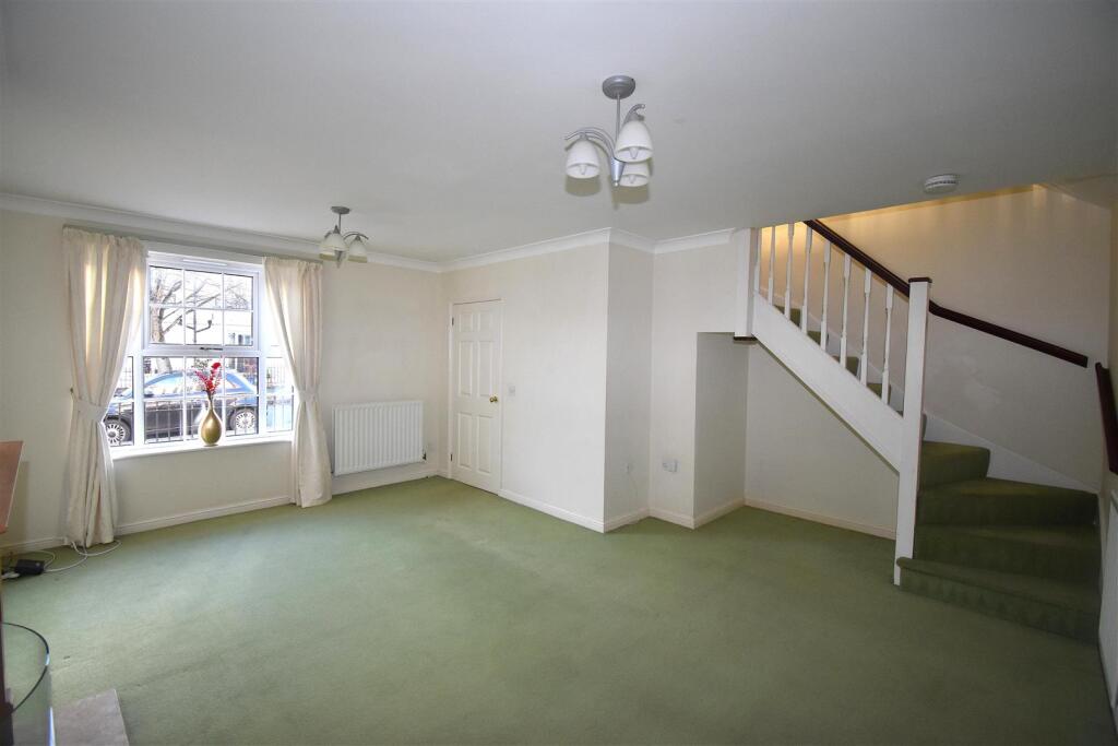 Living Room.JPG