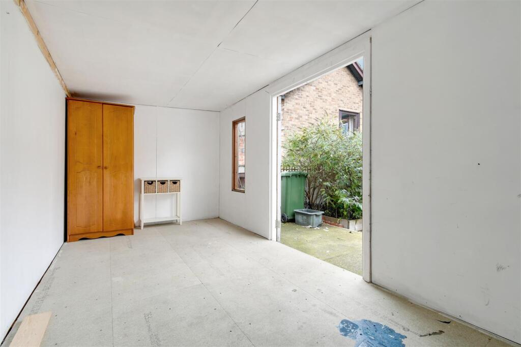 Timber Garden Room