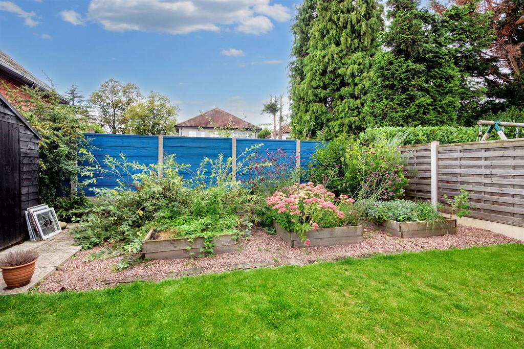 Gardens Aspect 3