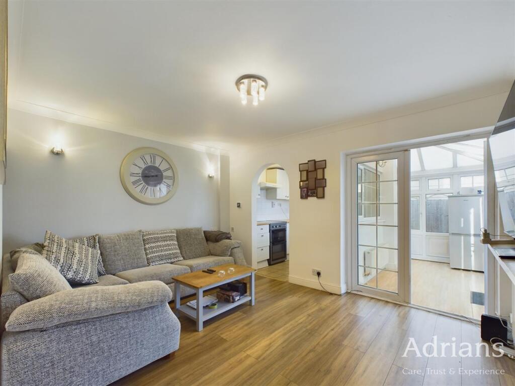 REAR RECEPTION ROOM