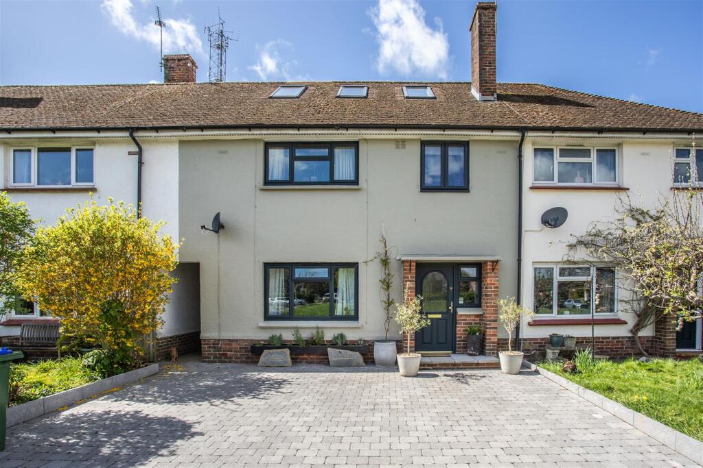 17 Fitzgerald Road2.jpg