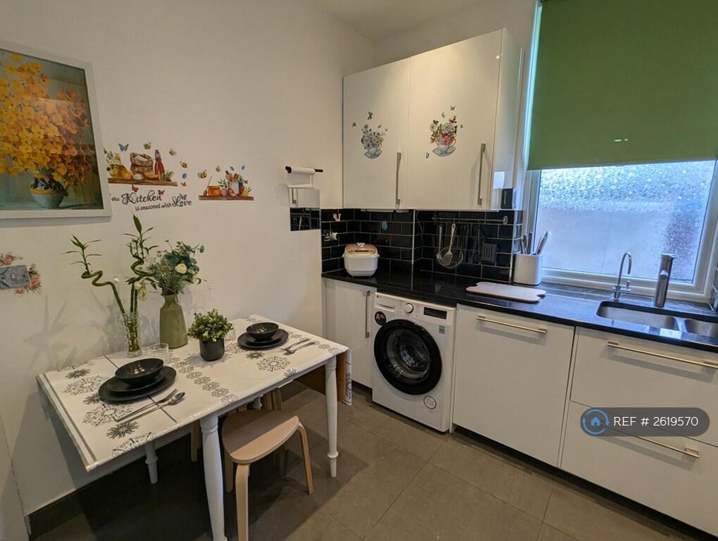 Kitchen With Dining