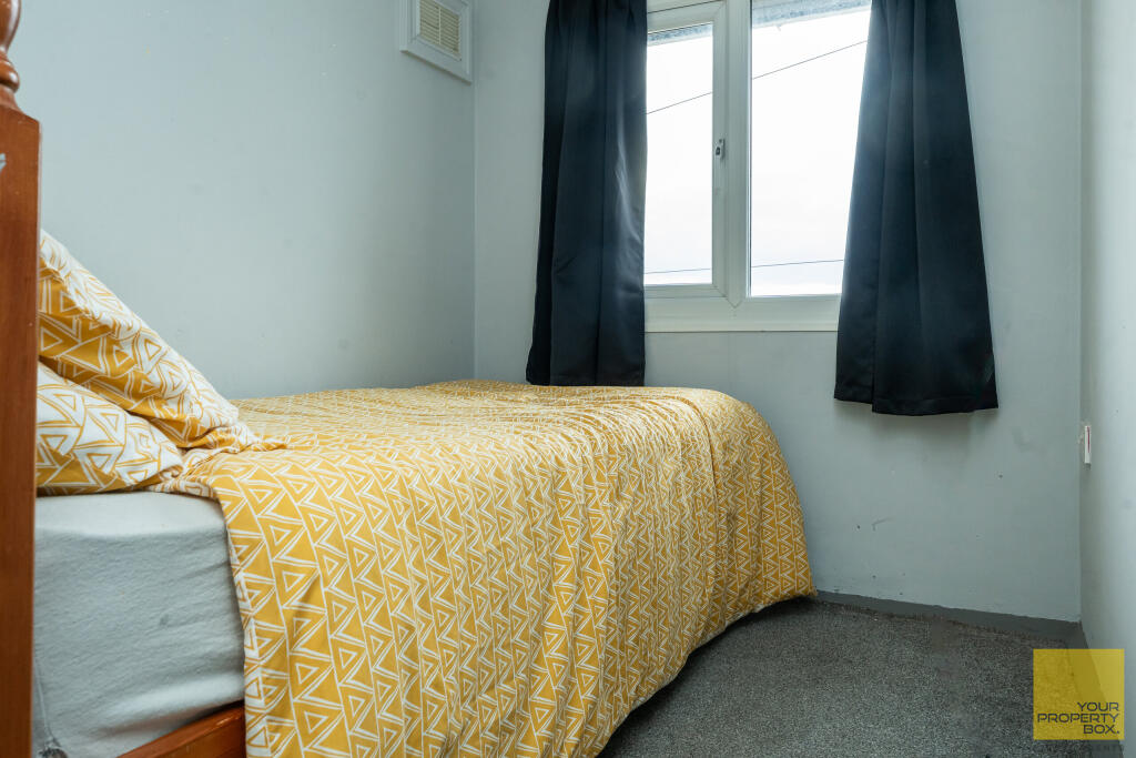 34 Bromwich Road0080