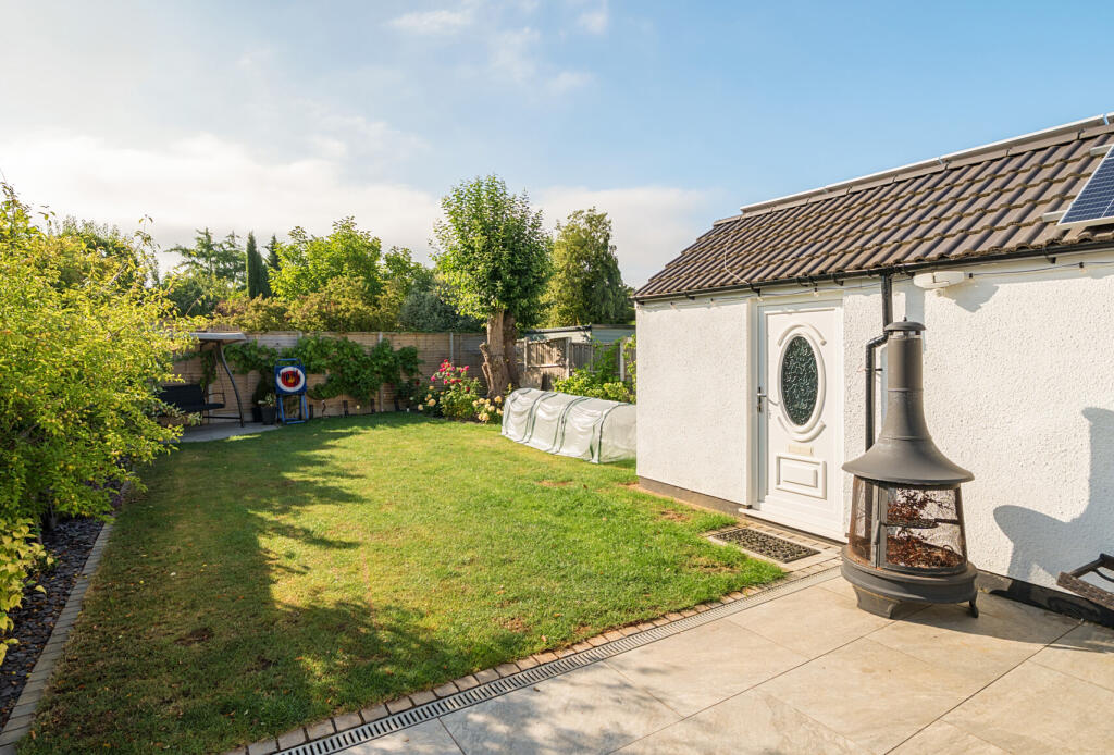 1317929-5-68623db...