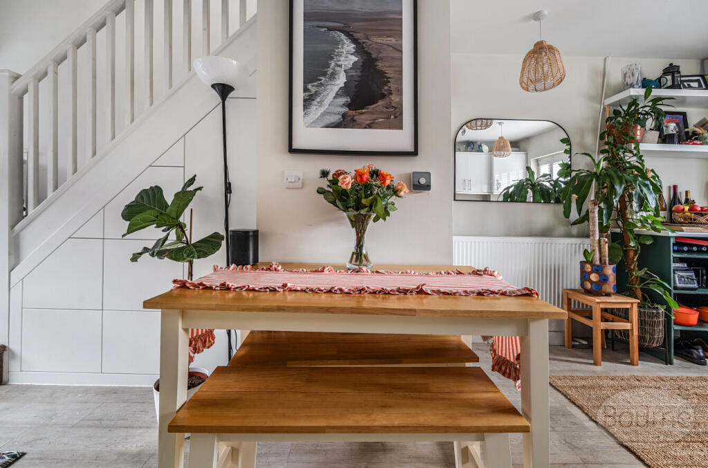 f1a53ea1-5481-42f...