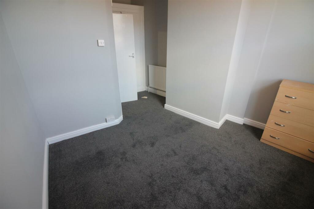30RPA-Bedroom 3.JPG
