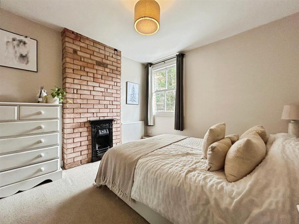 a55d30c7-5-4041-A140-B01E4F188223-7846-000004E3F2B