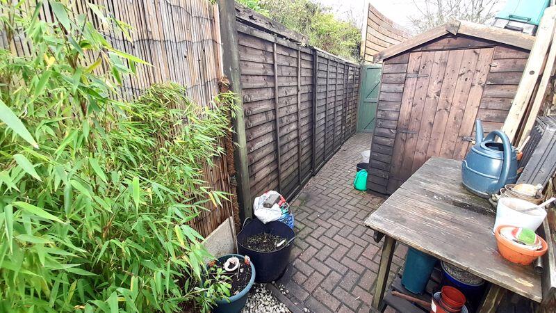 Side Access with Shed