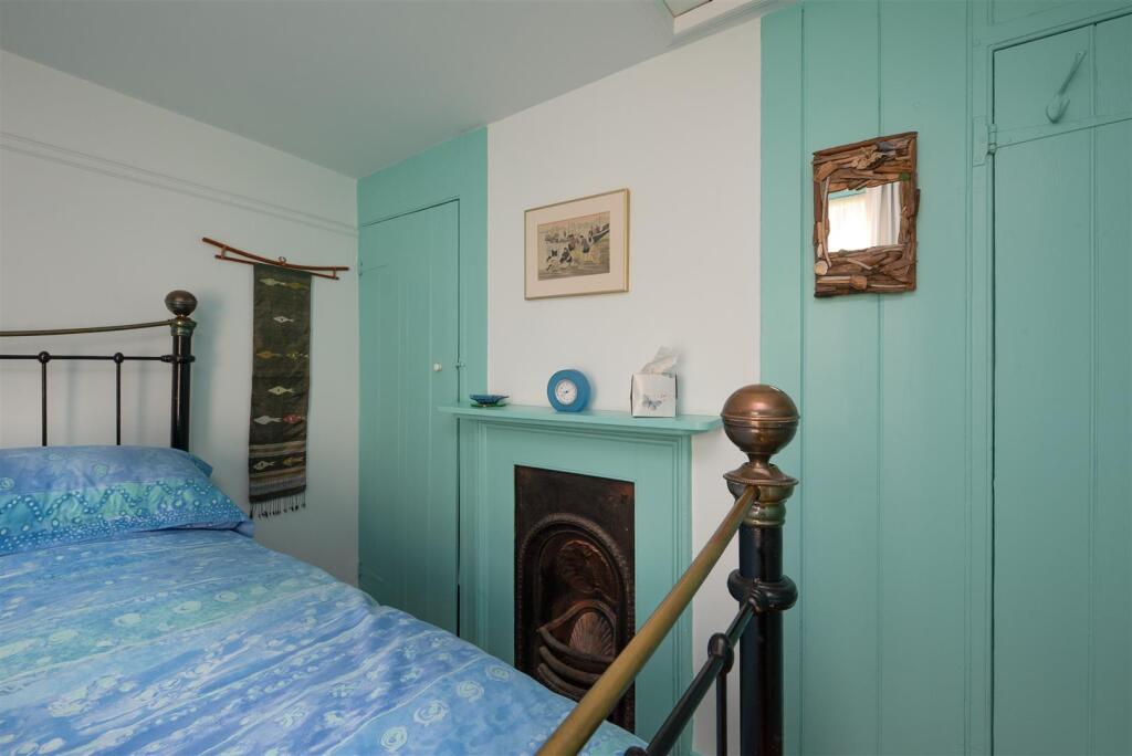 Sea Wall, Whitstable