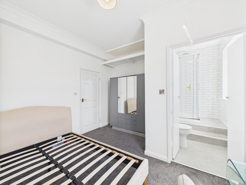 CAM03519G0-PR0352...