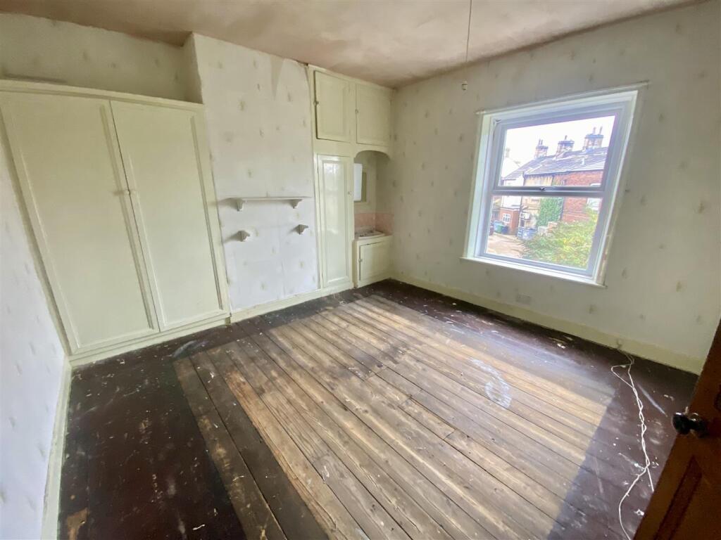 Bramleys Estate Agents - King Street - Mirfield (6