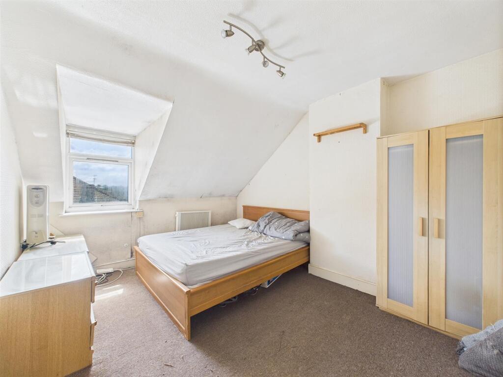 8 - Mixed Use Staple Hill.jpg