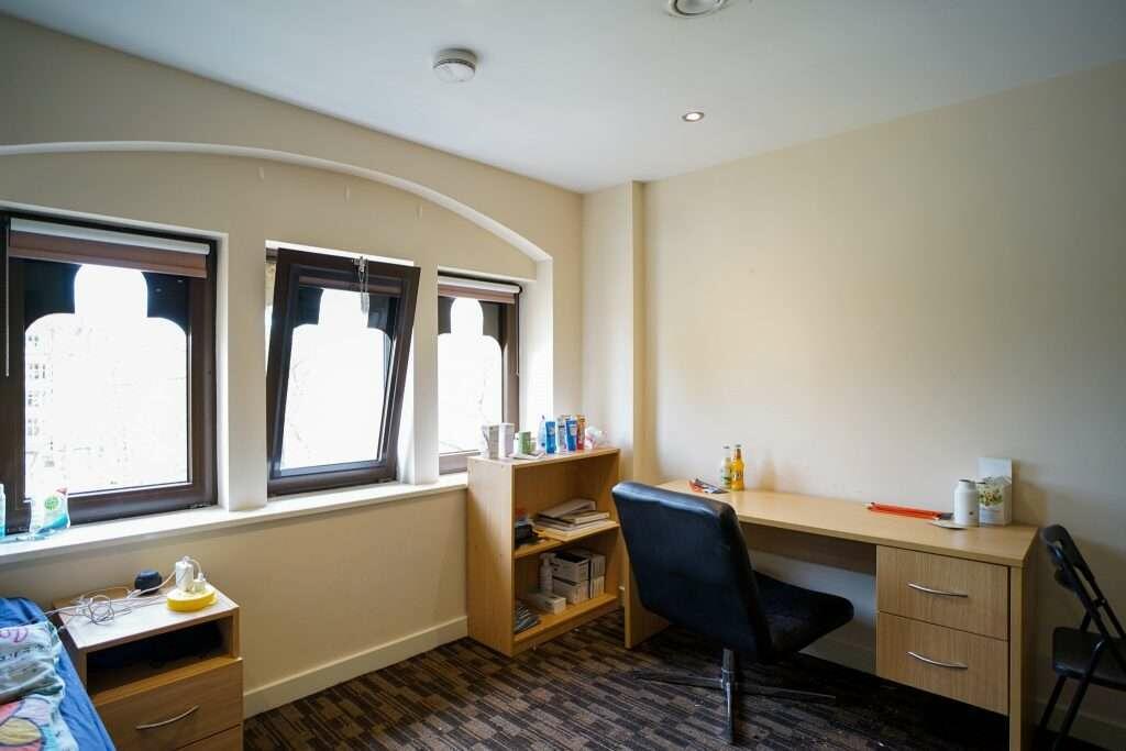 Flat_11_Gladstone_Buildings