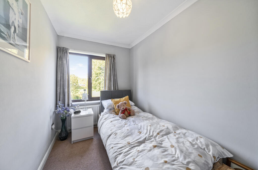 1356839-7-68cd73a...