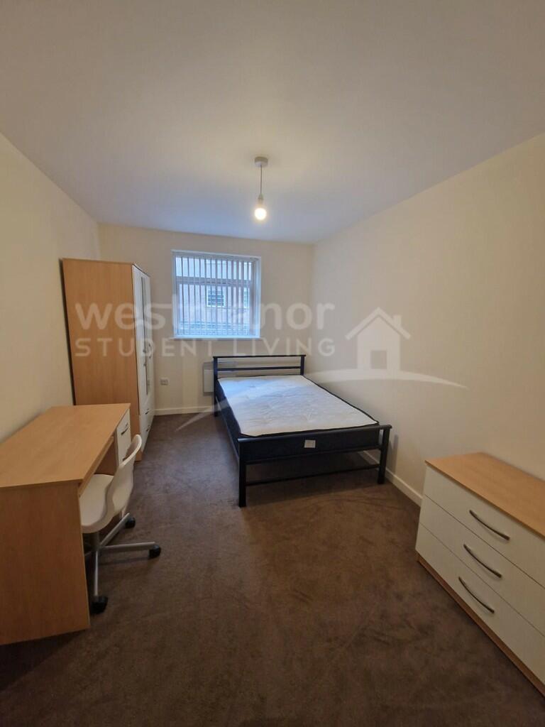 FLAT 7