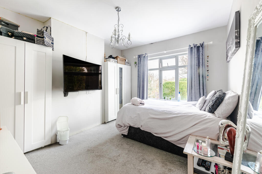 bedroom2