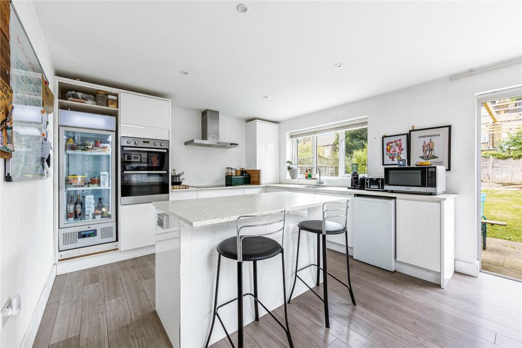 Shakespeare Road, Hanwell, W7