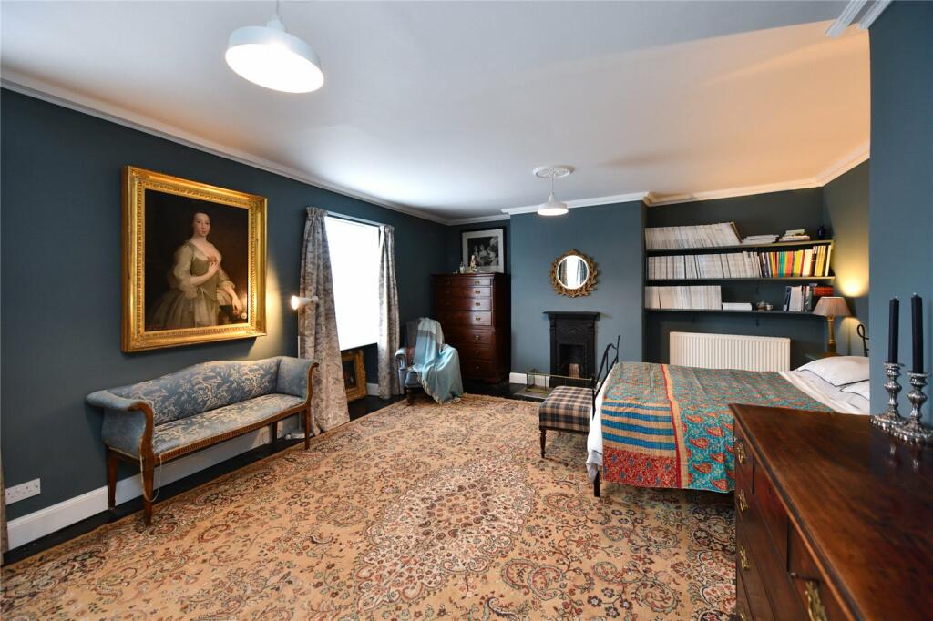 Principal Bedroom