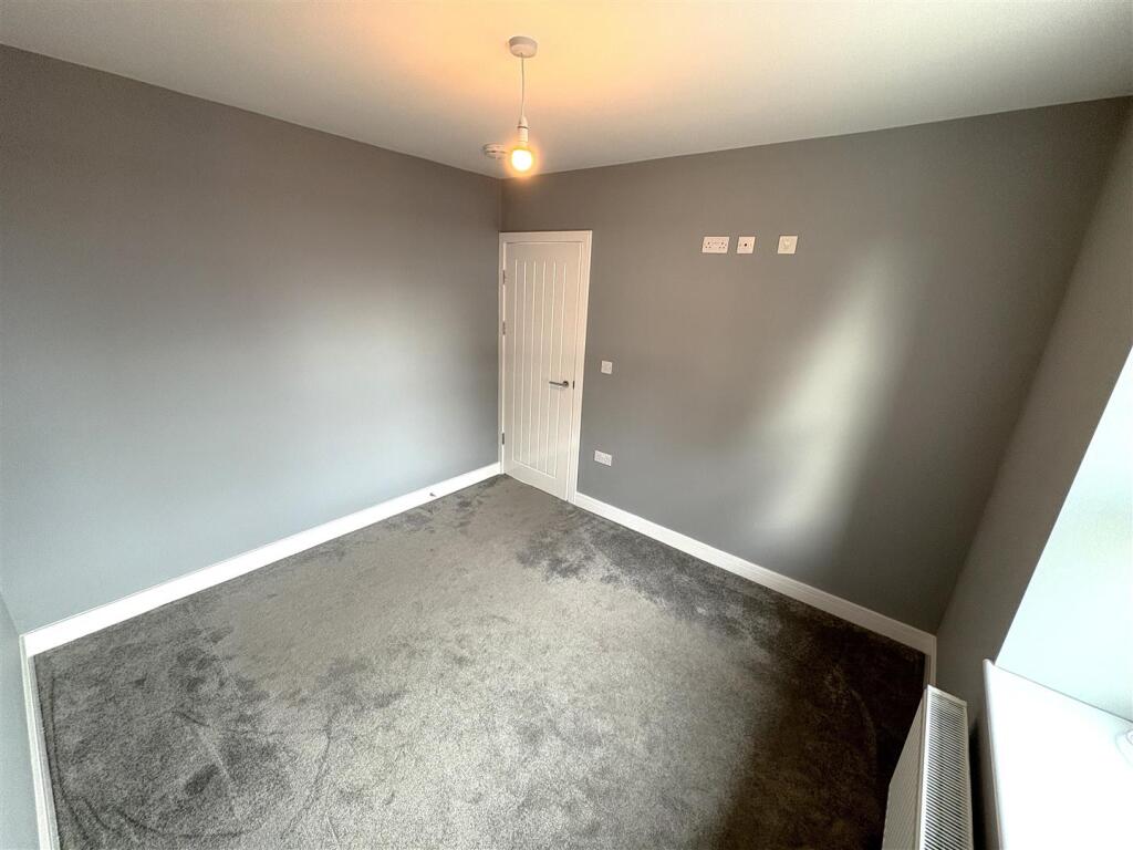 Second bedroom 2.JPG