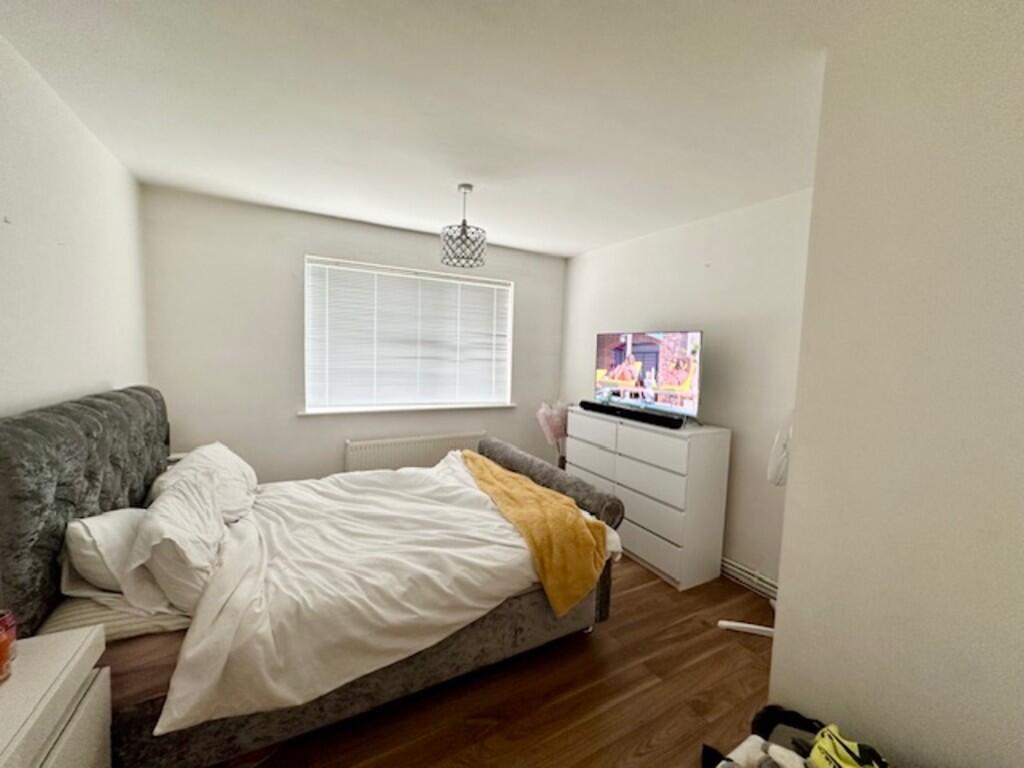 thumbnail_IMG_206...