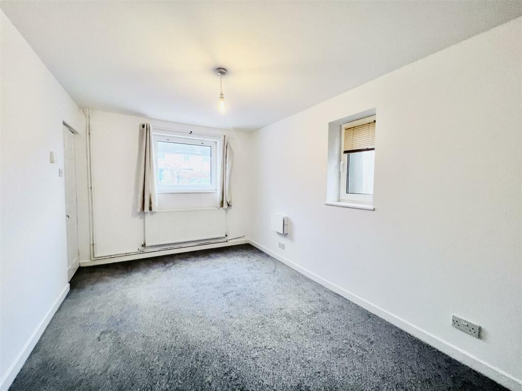 Ground Floor Room To Ensuite