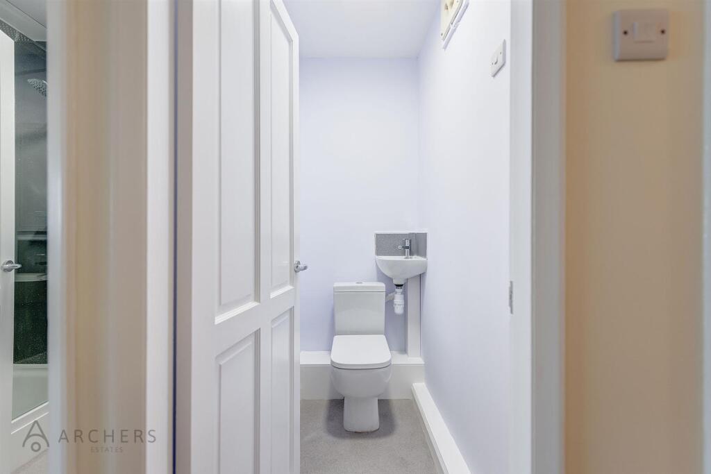 Flat3,16MoorbankRoad(Interior)(22of26).jpg