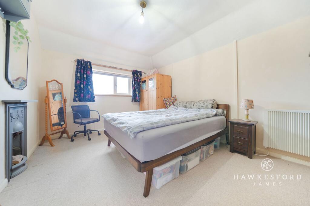 Deerton Street, Teynham - Bedroom 1