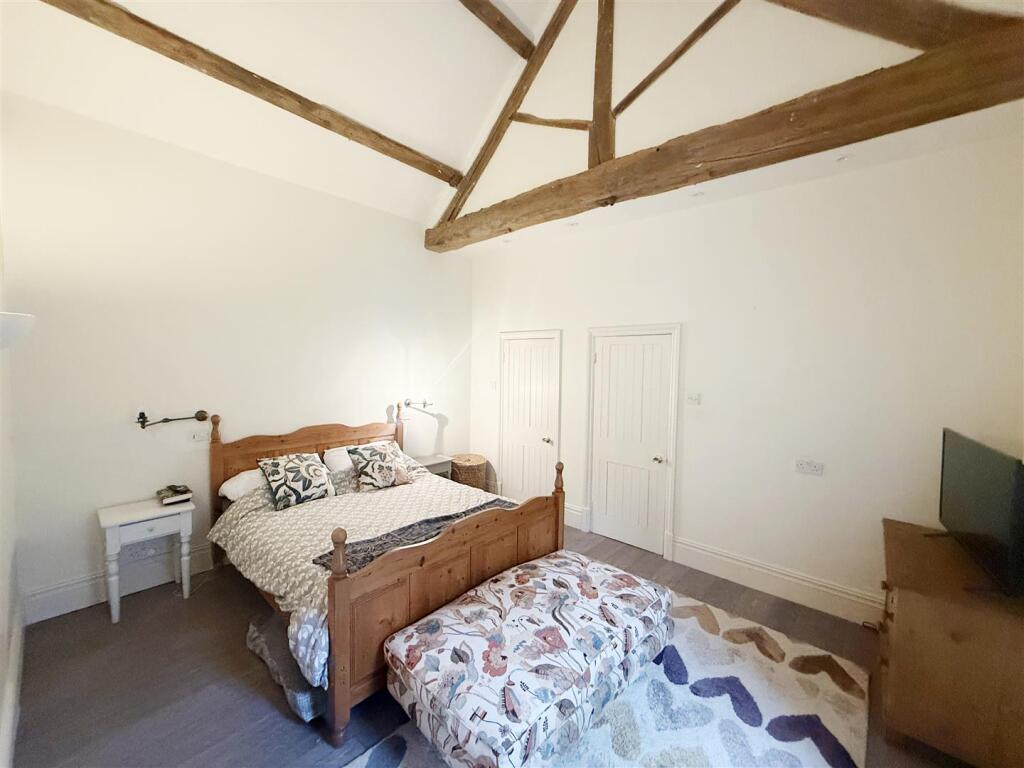 The Stables - Bedroom