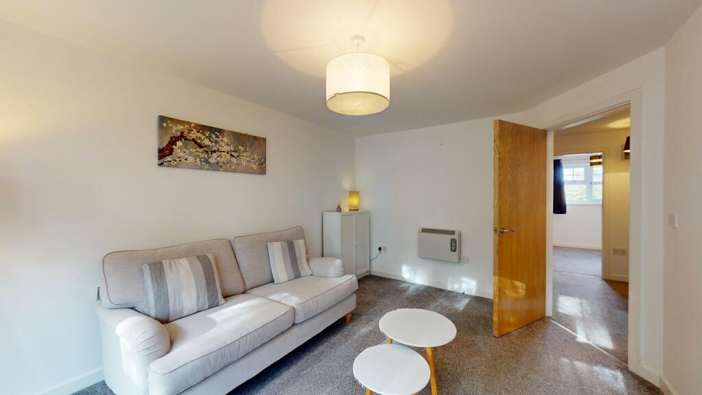 4-Stonebridge-Lea-19-Farnley-Crescent-10242024_172