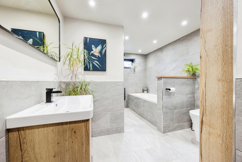 Downstairs Bathroom