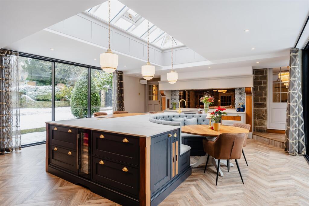Dining Kitchen