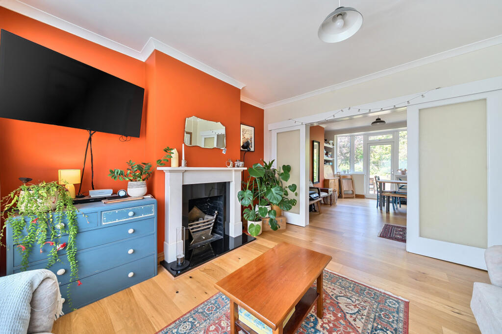 1310676-18-684c26...