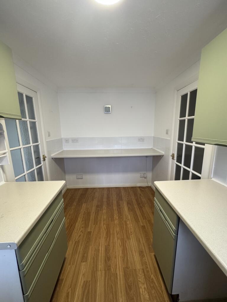 16 Prospect House -  kitchen