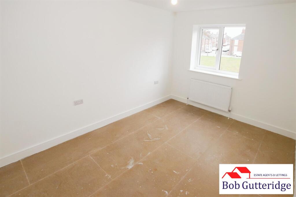 BEDROOM TWO (REAR)