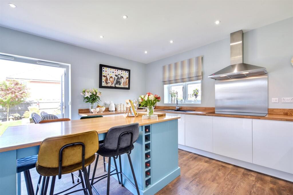 Kitchen Diner_1.jpeg