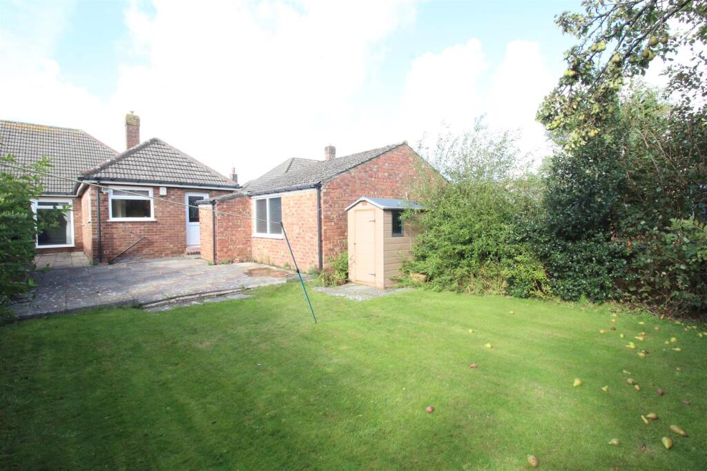 Filey Rd, Rear garden 4.JPG