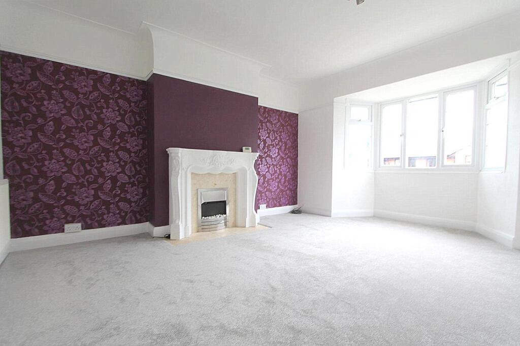 lounge 1.jpg