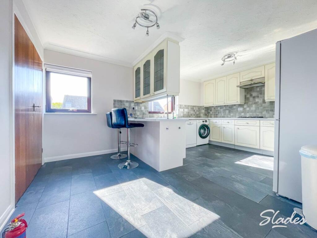 8 The Courtyard Brea