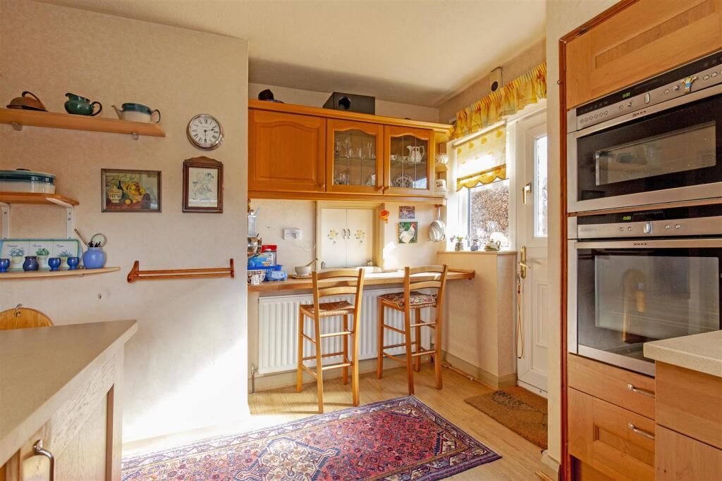 Kitchen-3.jpg
