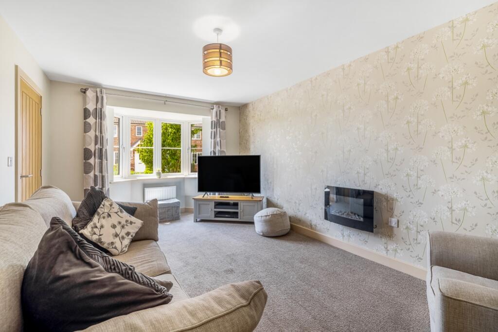 55 Sir Isaac Newton Drive (Wyberton)-13