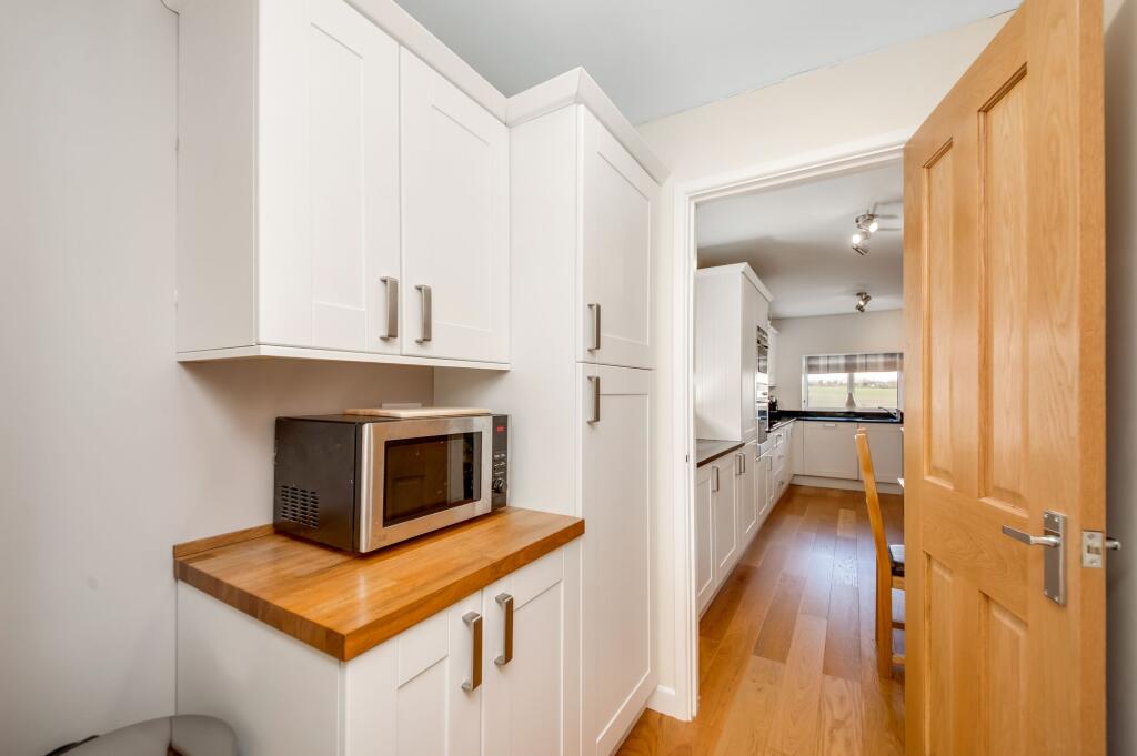 UTILITY ROOM / PANTRY