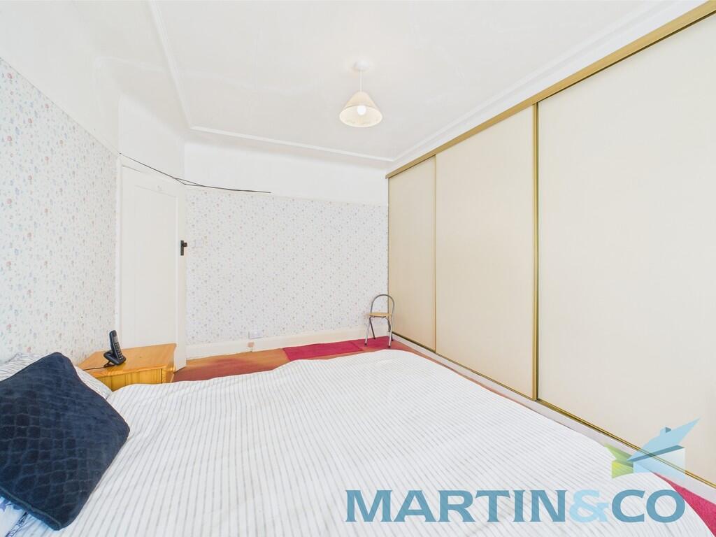 CAM01870G0-PR0163...