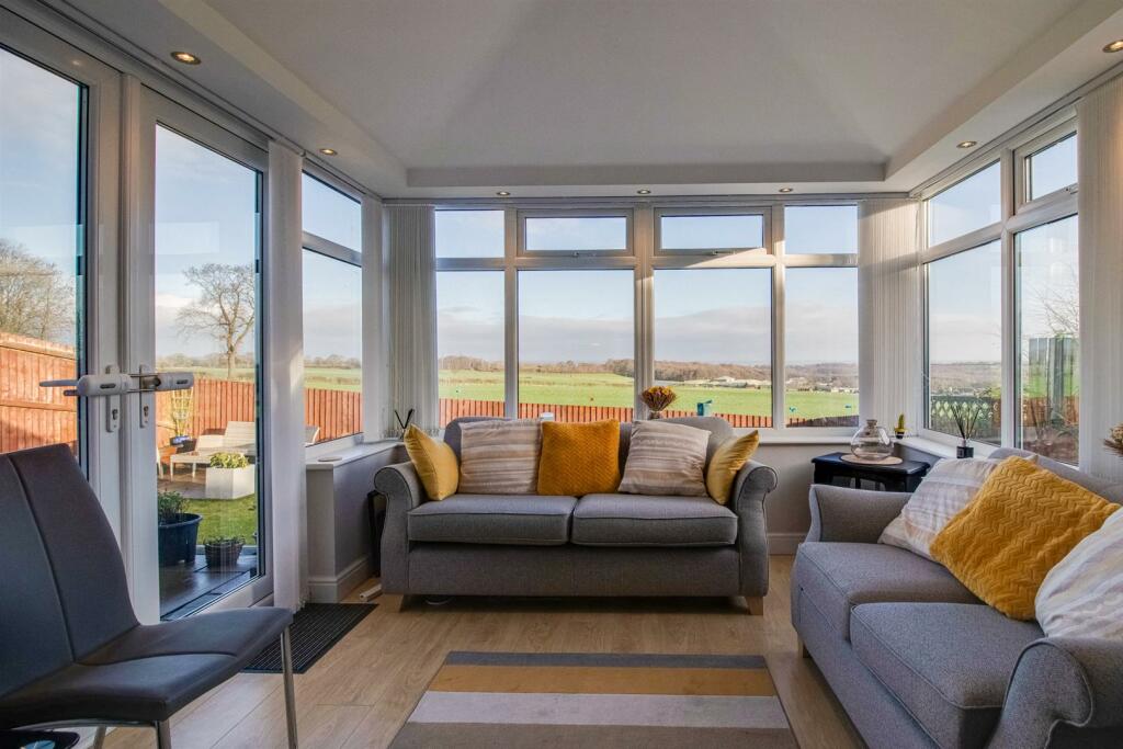 SUN ROOM