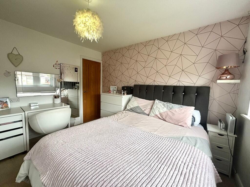 bedroom 2.