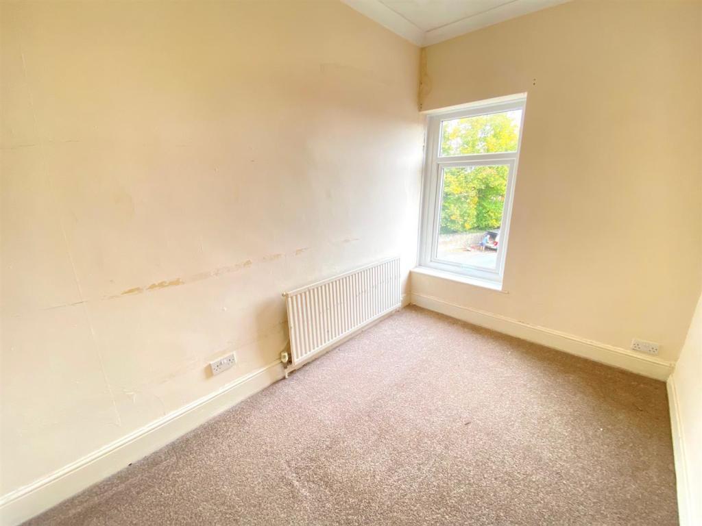 bedroom.jpg