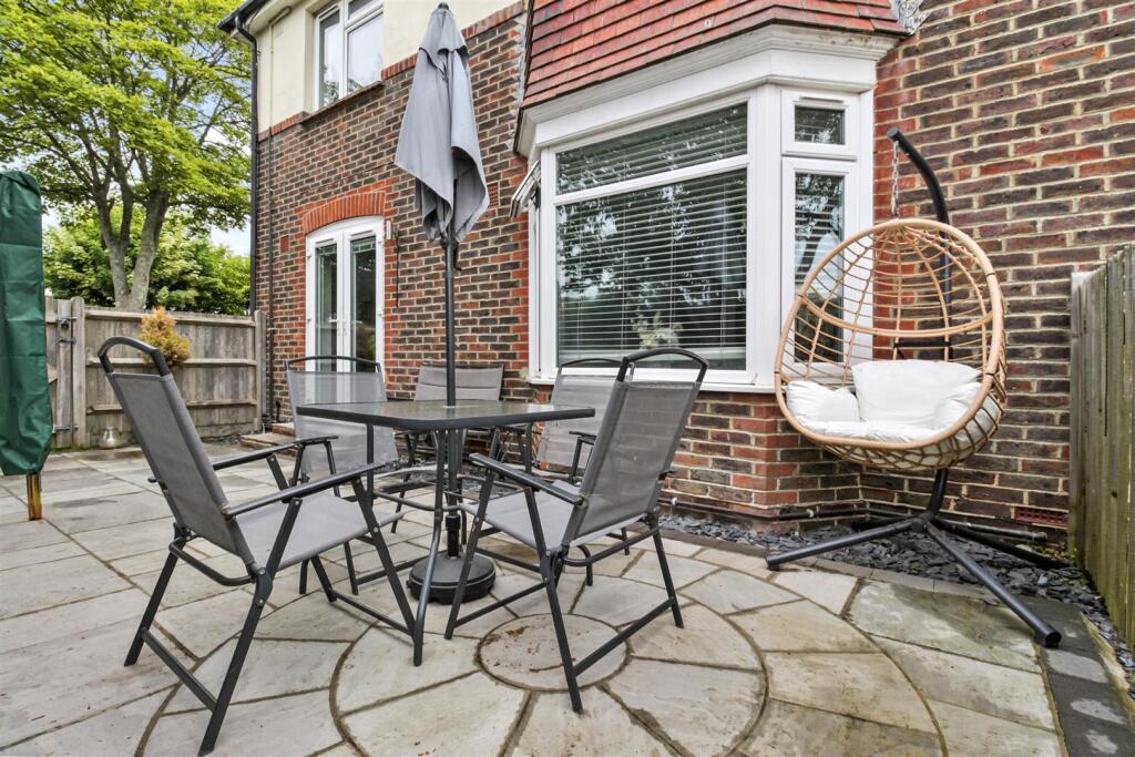 Bulkington Avenue, 41_04.JPG